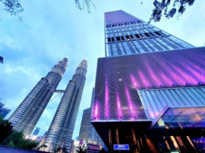Apartment In Tropicana The Residences by RS Suites